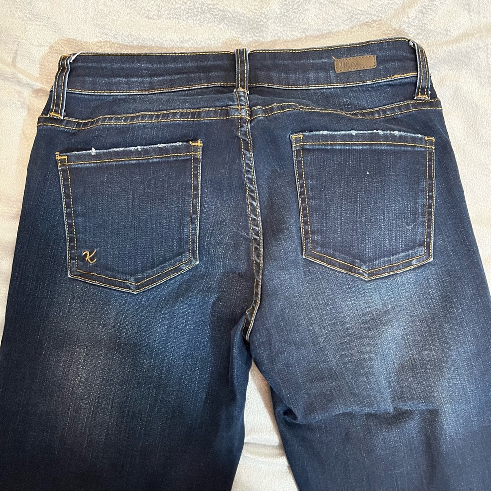 Kut from the Kloth Reese Ankle Straight Leg Jeans Distressed EUC - Picture 7 of 7